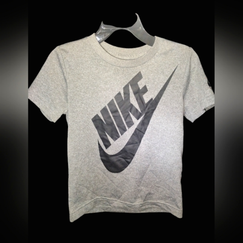 2 Nike shirts size 2t